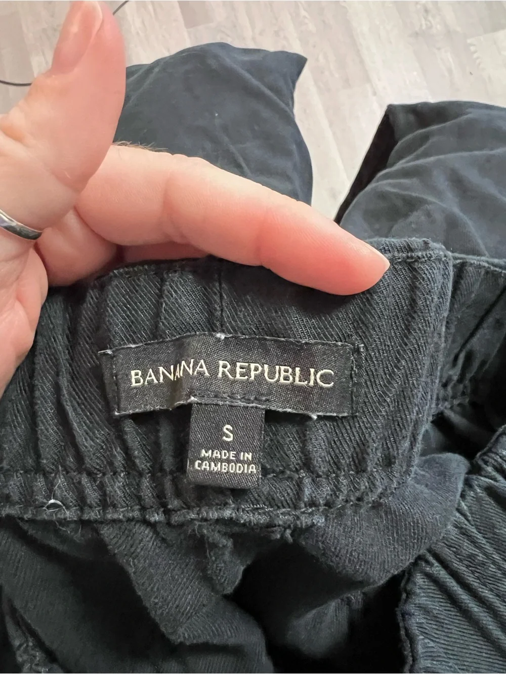 Banana Republic Black Linen Blend Pants with Elastic Waist- S